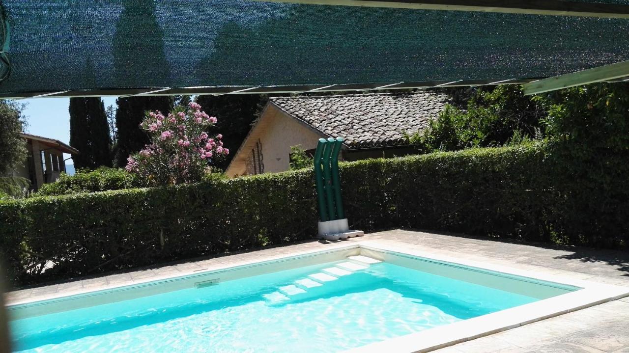 Villa Con Piscina Ασίζη Εξωτερικό φωτογραφία