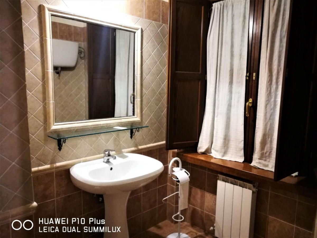 Villa Con Piscina Ασίζη Εξωτερικό φωτογραφία